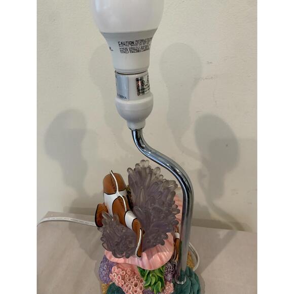 Finding Nemo Disney Store Pixar Table Lamp Missing Shade - Picture 12 of 15